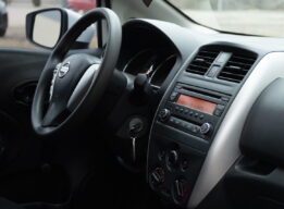 Nissan Versa (Note)